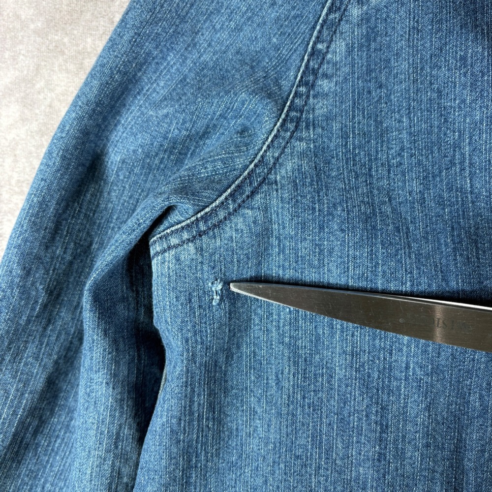 Liz Claiborne Denim Jacket Womens Small Blue Barn Coat Field Utility Outdoors - Picture 3 of 9